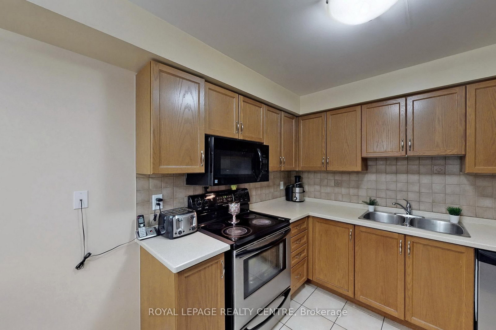 7360 Zinnia Place • #162 • Mississauga, ON photo 13