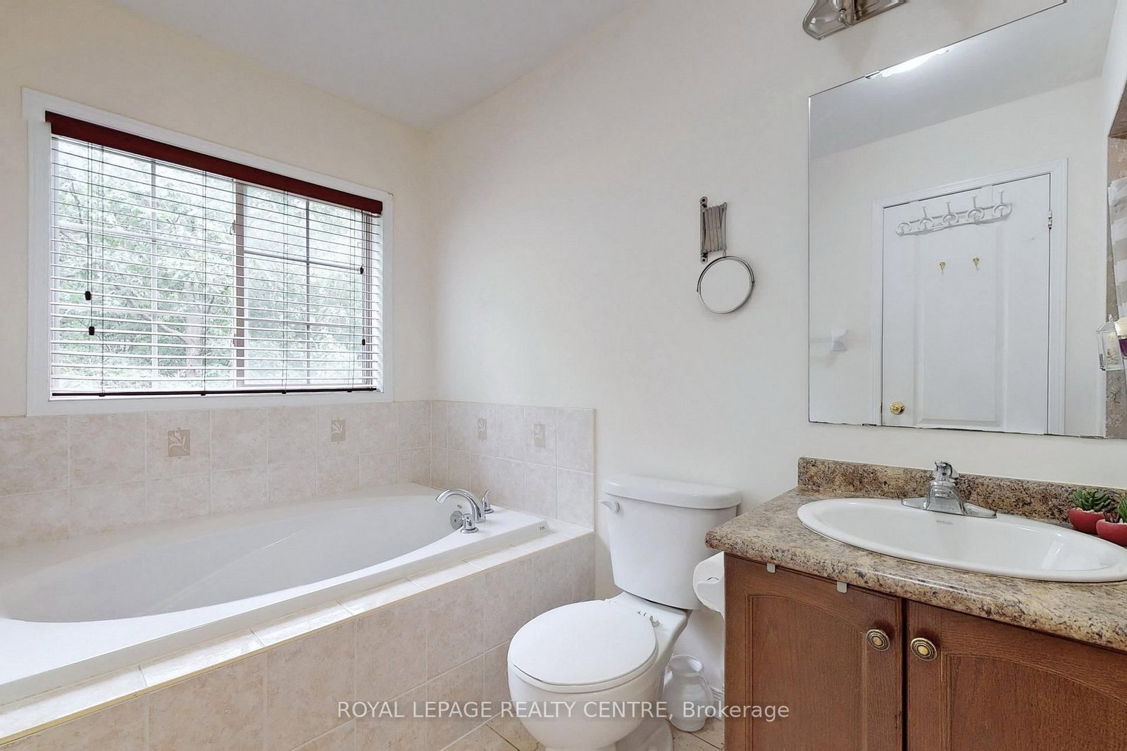 7360 Zinnia Place • #162 • Mississauga, ON photo 26