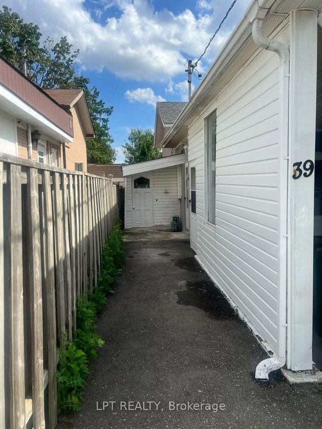 39 Frankton Crescent