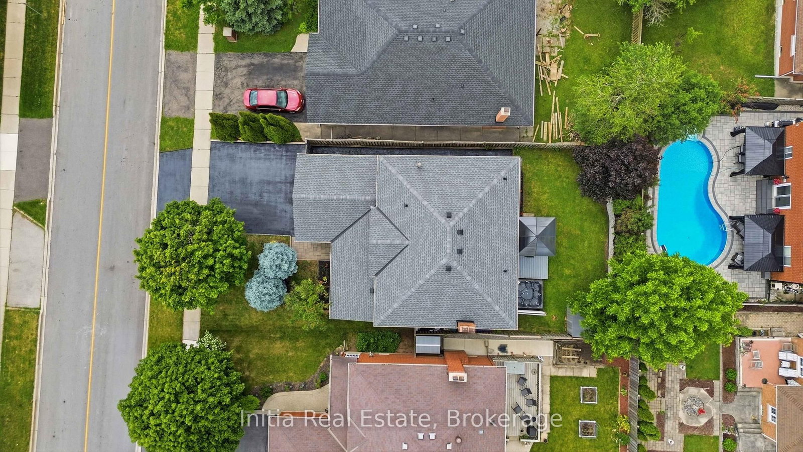 2014 Golden Briar Trail • Oakville, ON photo 46