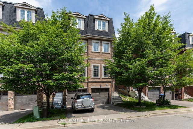 49 - 435 Hensall Circle