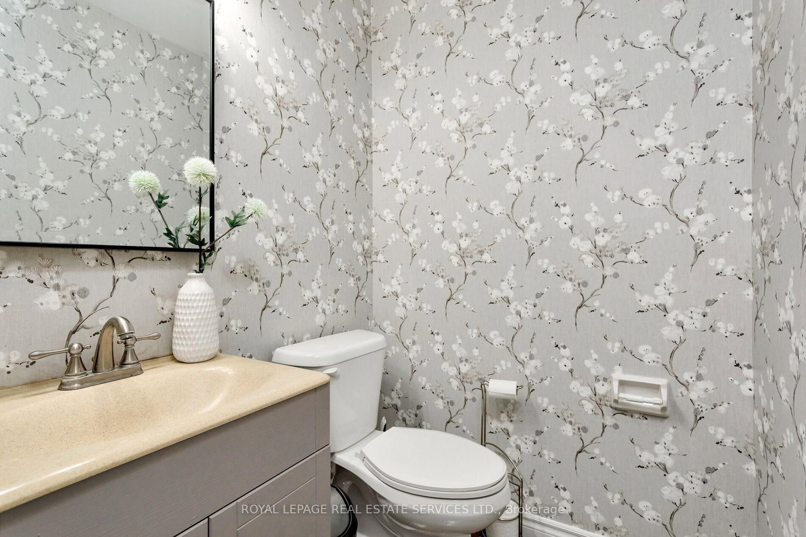 2006 Glenada Crescent • #7 • Oakville, ON photo 14