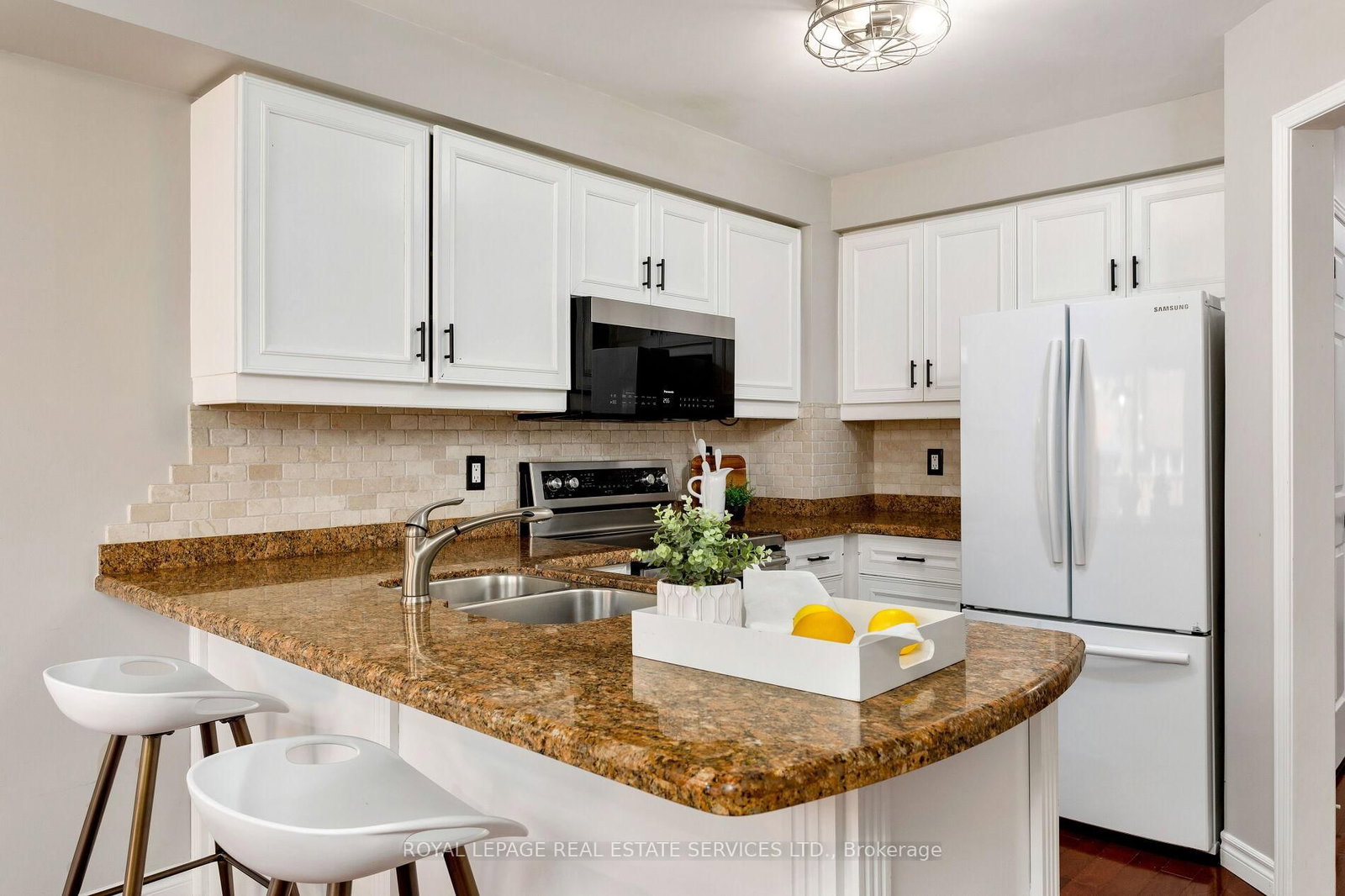 2006 Glenada Crescent • #7 • Oakville, ON photo 20