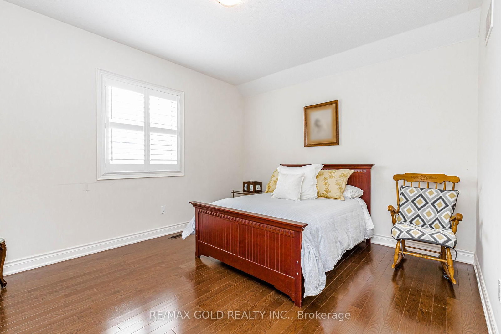 10 Falkland Road • Brampton, ON photo 27