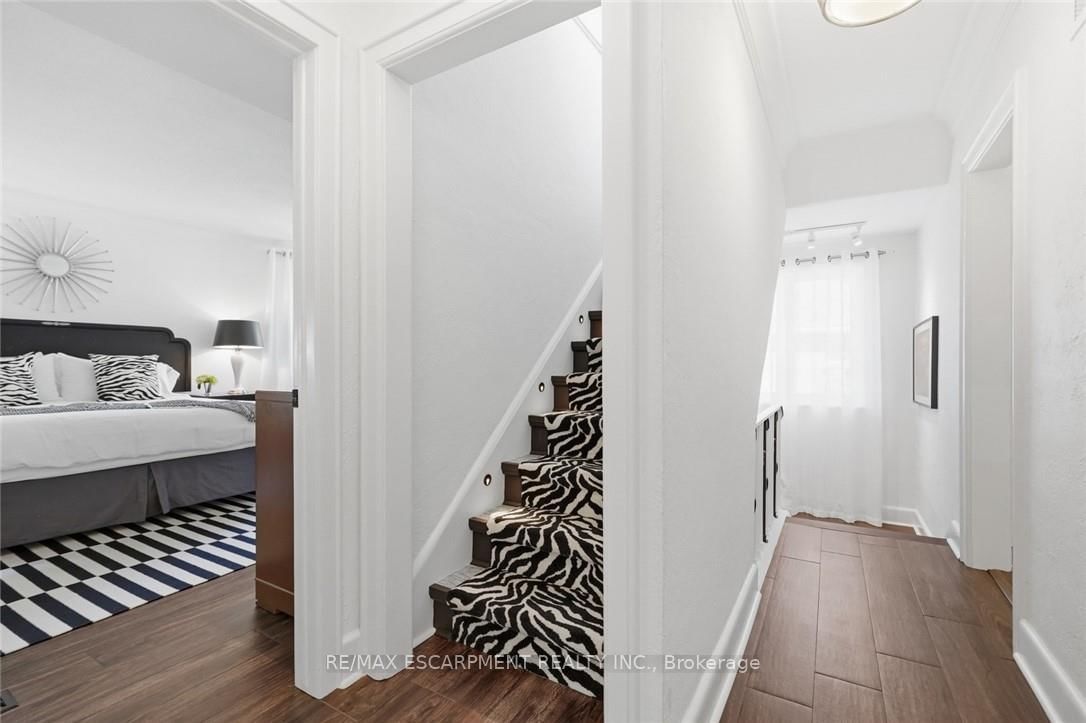 225 St. Paul Street • Burlington, ON photo 29