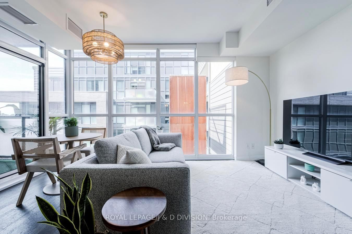 36 Howard Park Avenue • #503 • Toronto, ON photo 11
