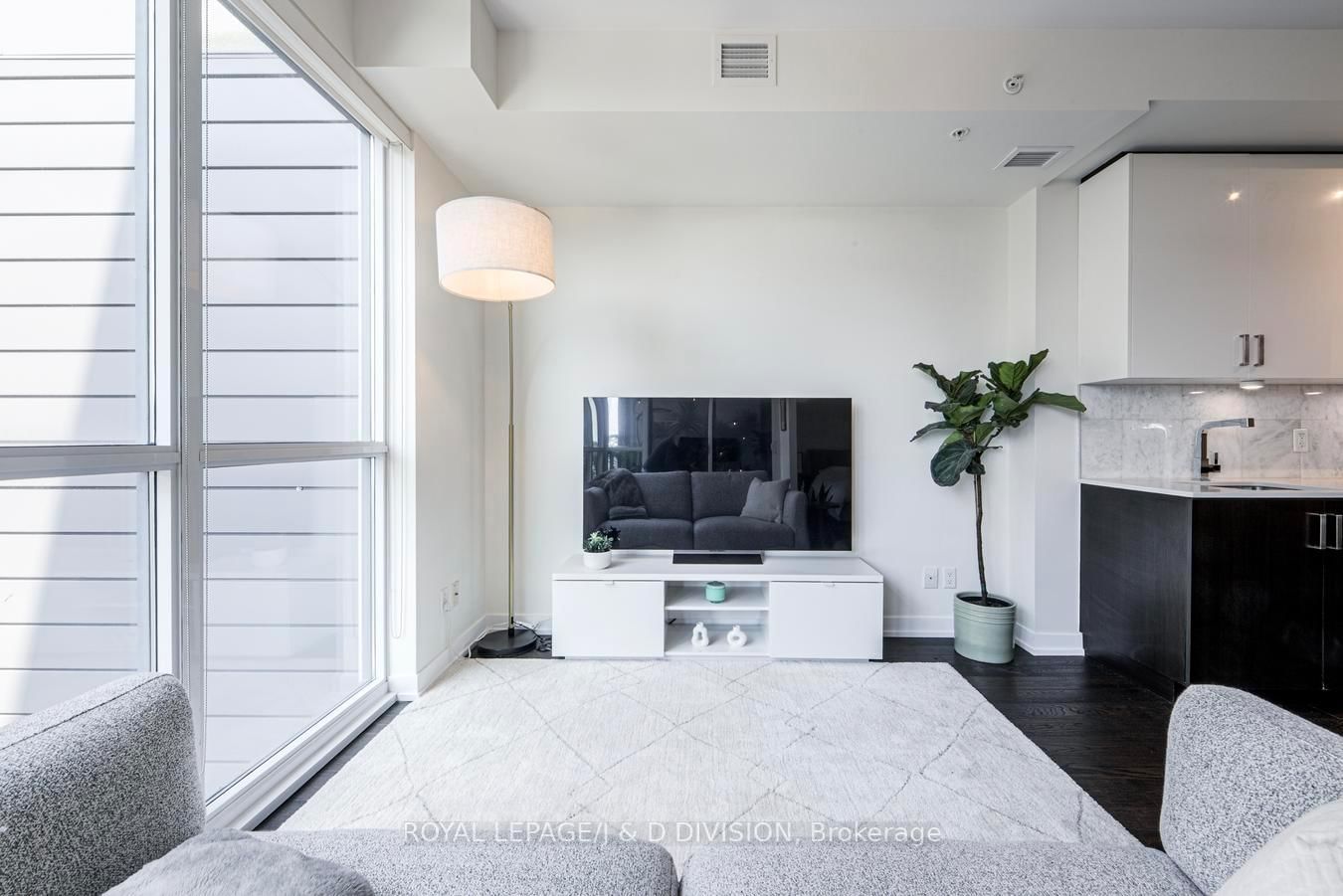36 Howard Park Avenue • #503 • Toronto, ON photo 16