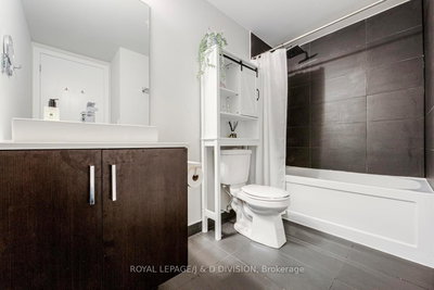 36 Howard Park Avenue • #503 • Toronto, ON