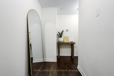 36 Howard Park Avenue • #503 • Toronto, ON