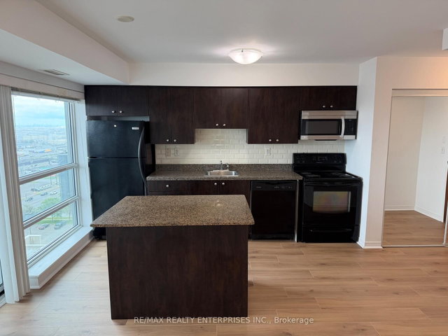 1511 - 215 Queen Street E