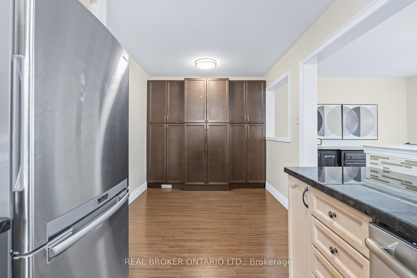 59 Seed house Lane • Halton Hills, ON photo 8