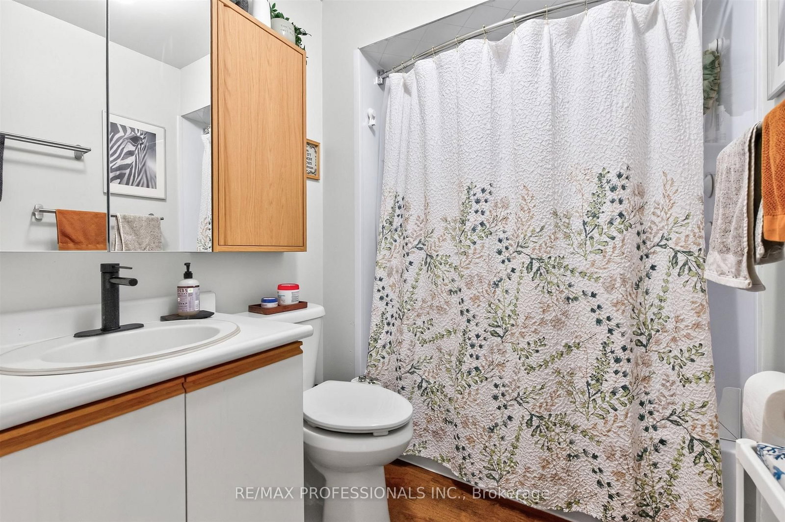 10-12 Snider Avenue • Toronto, ON photo 15