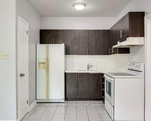 10-12 Snider Avenue • Toronto, ON photo 19