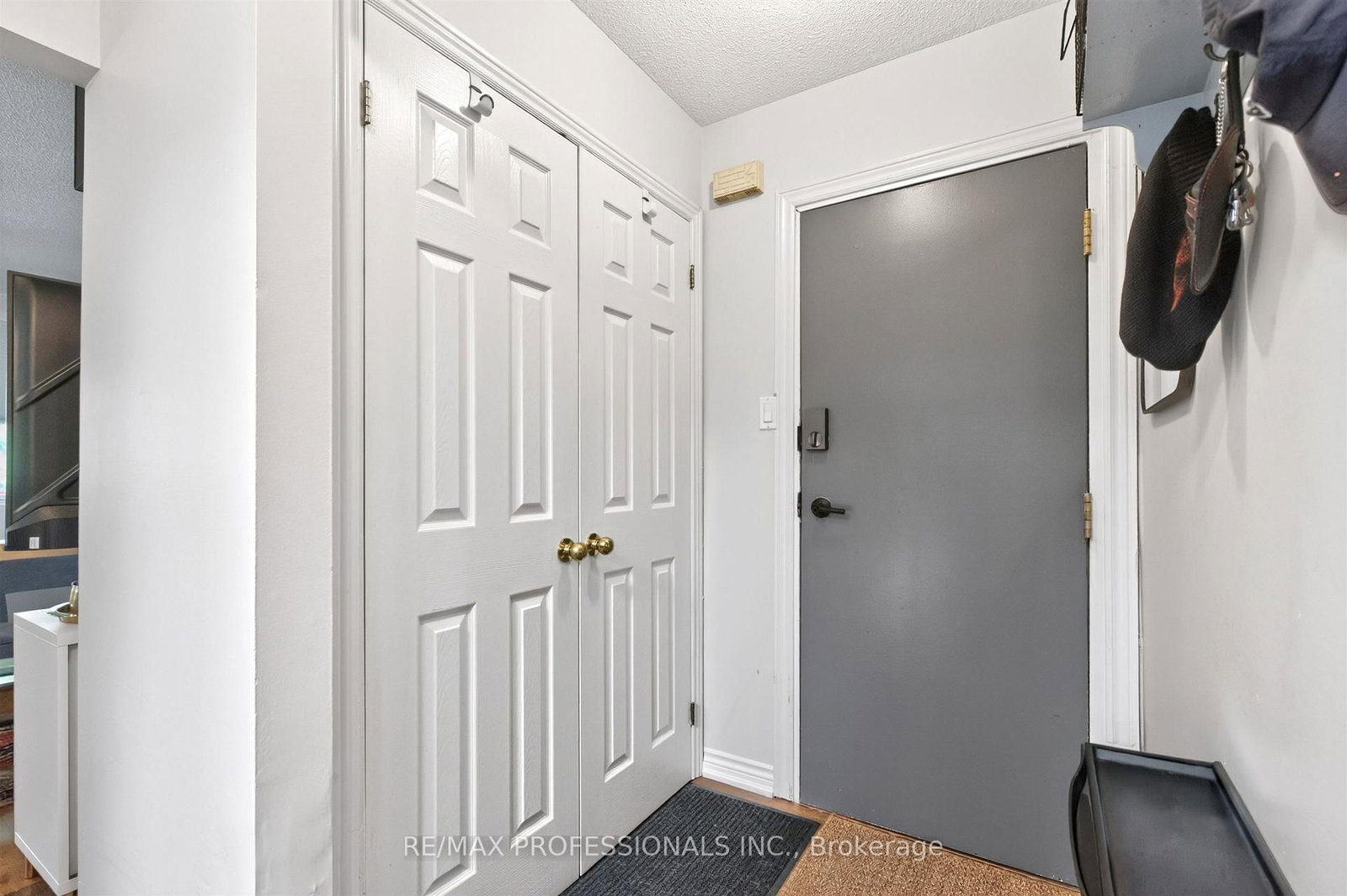 10-12 Snider Avenue, Toronto, ON, photo 3