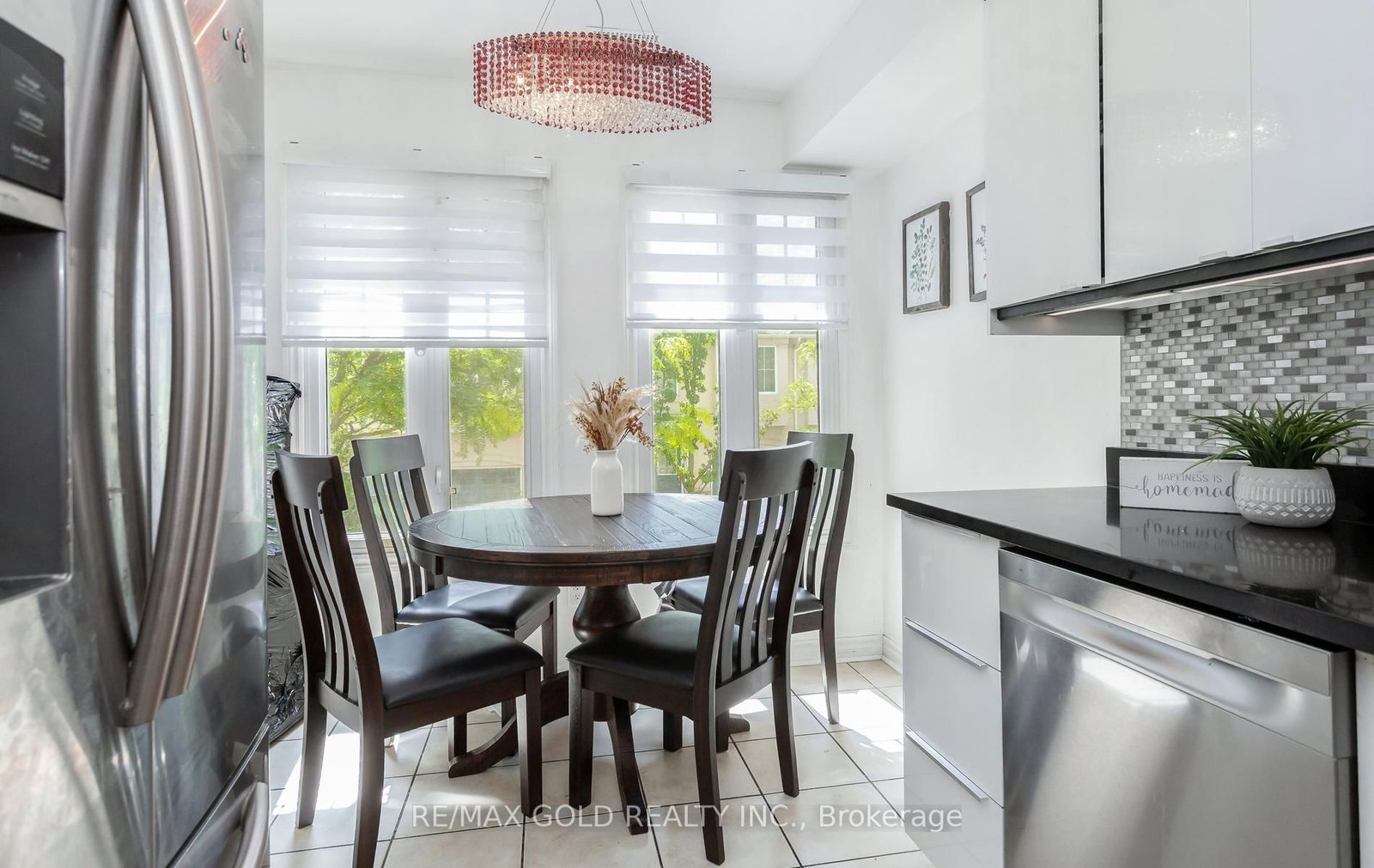 800 W Dundas Street • #37 • Mississauga, ON photo 16