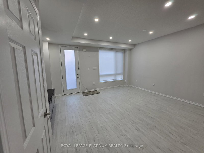 8 - 30 Woodstream Drive