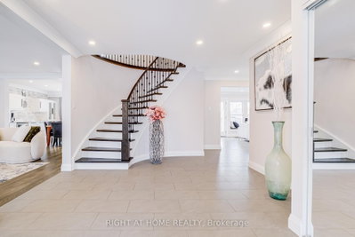 1320 Monmouth Drive — photo 5
