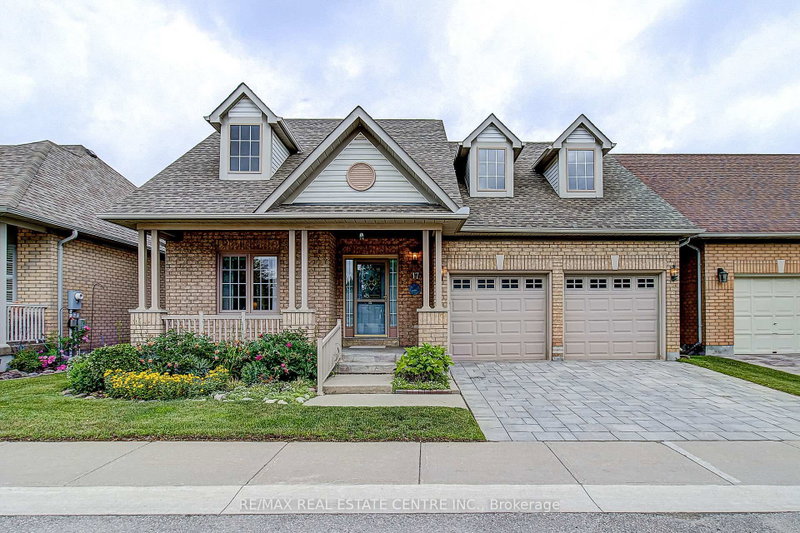 home for sale on 17 Golf Links Drive
