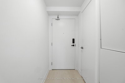 Unit 1002 — 3900 confederation Parkway — photo 4