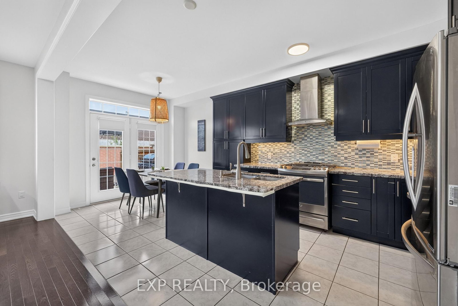 82 Humberstone Crescent • Brampton, ON photo 12