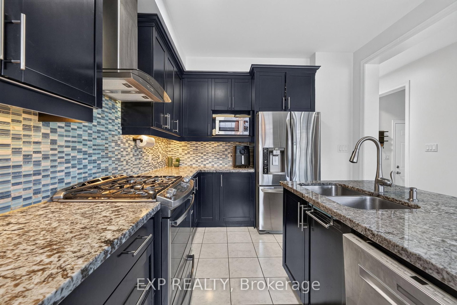 82 Humberstone Crescent • Brampton, ON photo 17