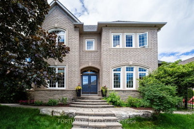 2071 Pinevalley Crescent — photo 3