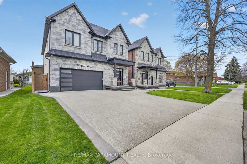 home for lease on 38 York Road