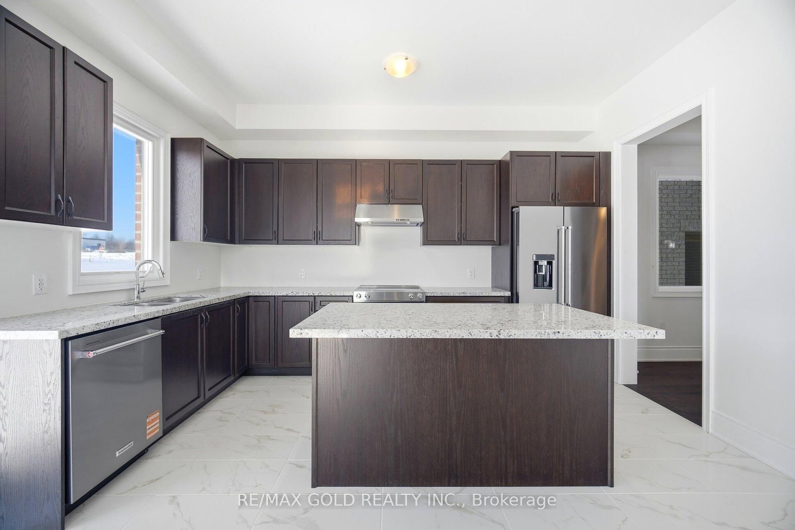 32 Addison Street • Caledon, ON photo 6