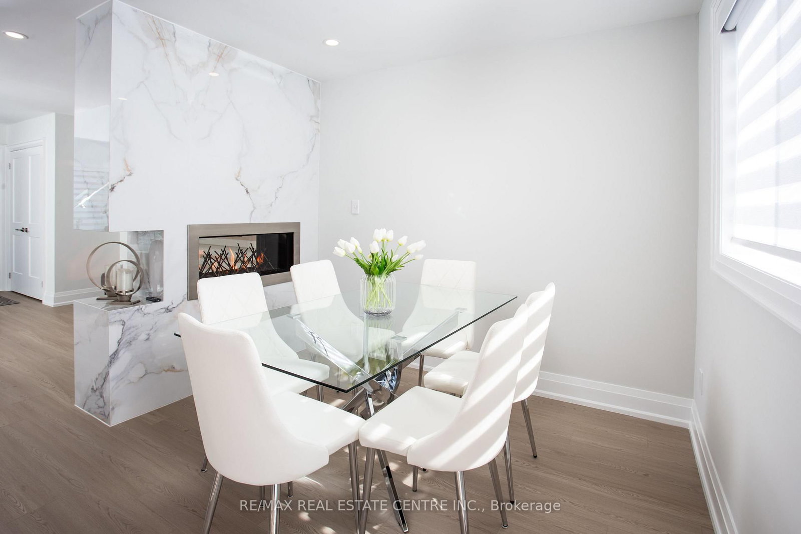 5940 Blue Spruce Avenue • Burlington, ON photo 18
