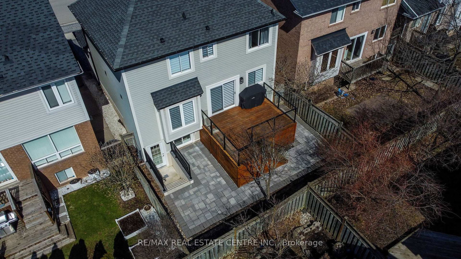 5940 Blue Spruce Avenue • Burlington, ON photo 47