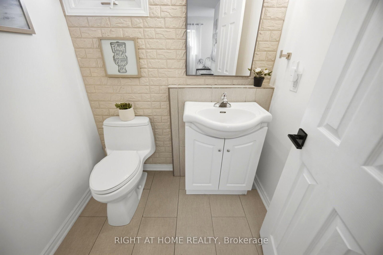 7013 Hickling Crescent • Mississauga, ON photo 17