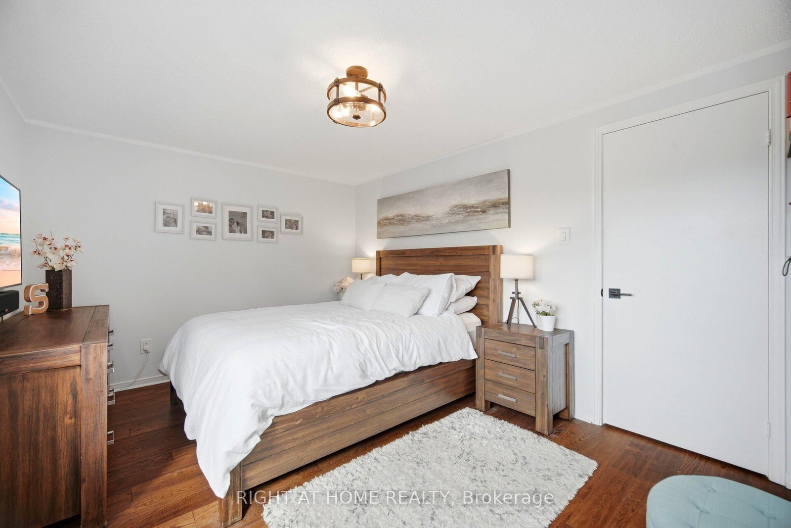 7013 Hickling Crescent • Mississauga, ON photo 21