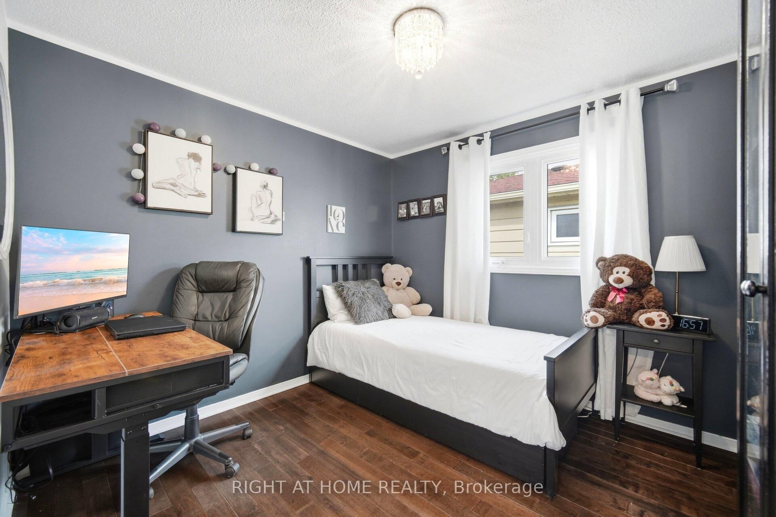 7013 Hickling Crescent • Mississauga, ON photo 23