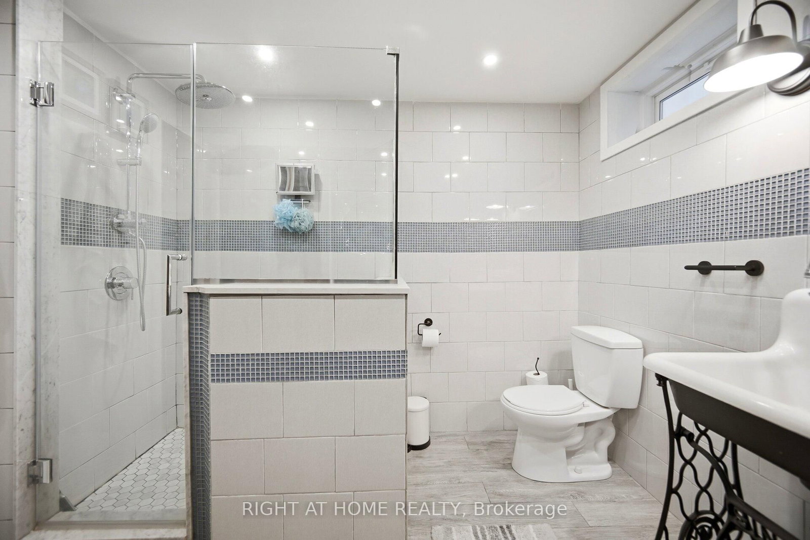 7013 Hickling Crescent • Mississauga, ON photo 38