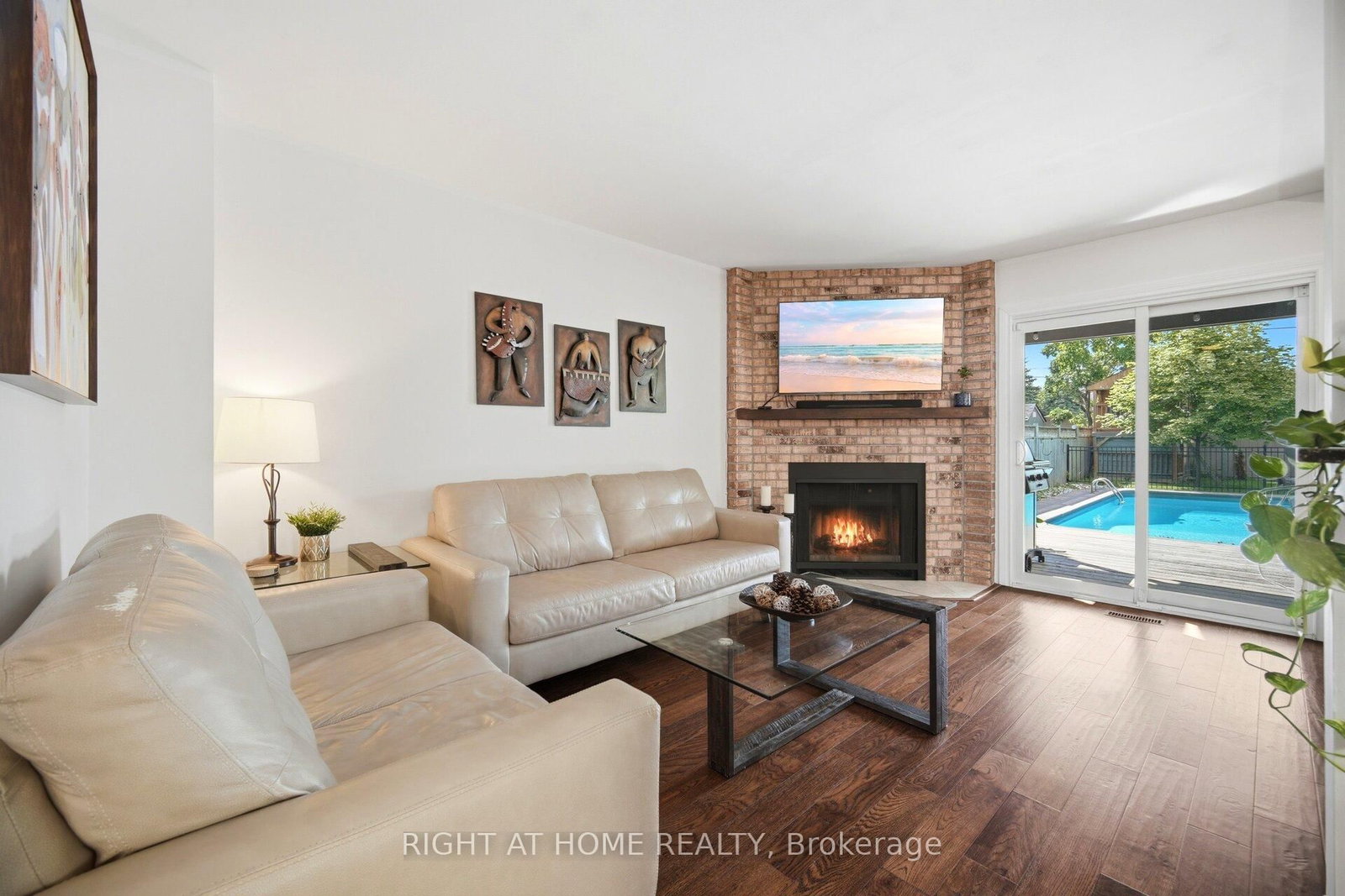 7013 Hickling Crescent • Mississauga, ON photo 8