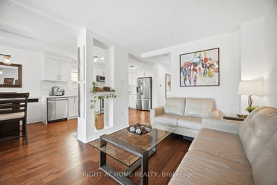 7013 Hickling Crescent • Mississauga, ON photo 9