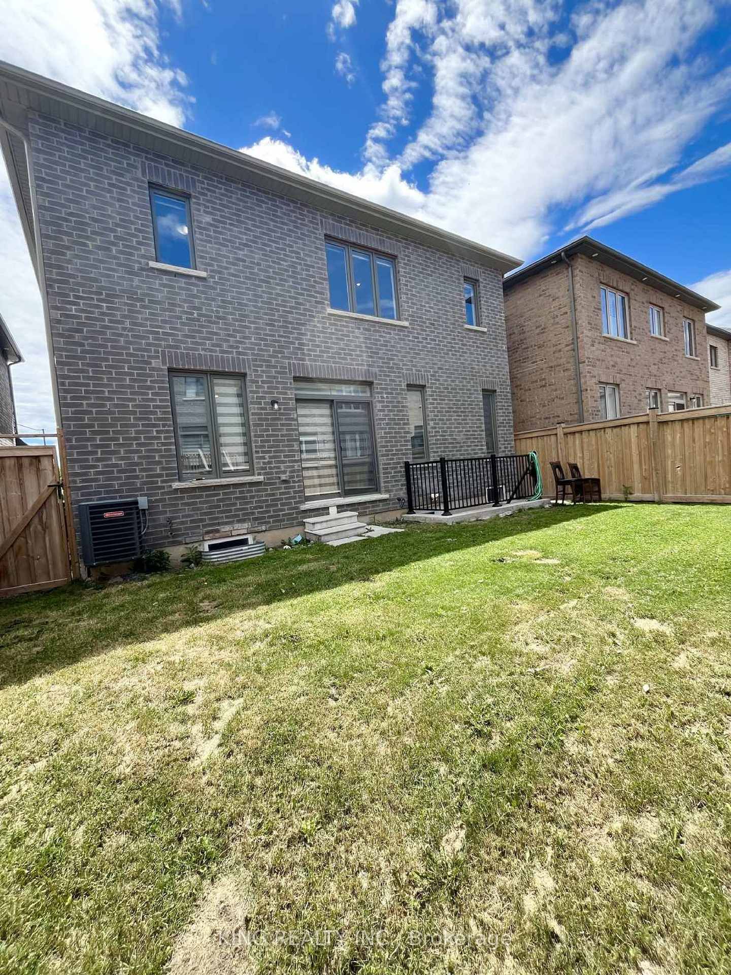 63 Cobriza Crescent • Brampton, ON photo 37