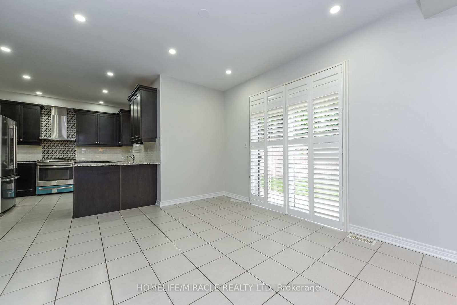 10 Danfield Court • Brampton, ON photo 11