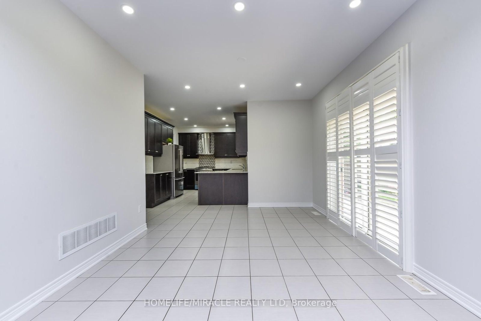10 Danfield Court • Brampton, ON photo 14