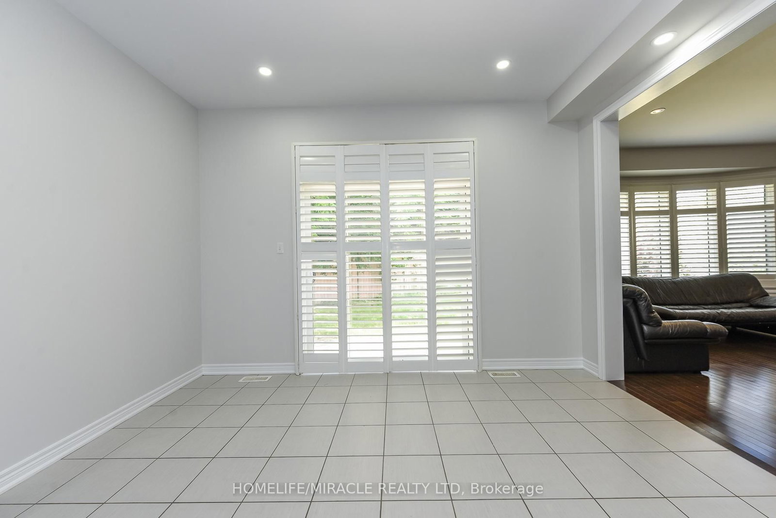 10 Danfield Court • Brampton, ON photo 9
