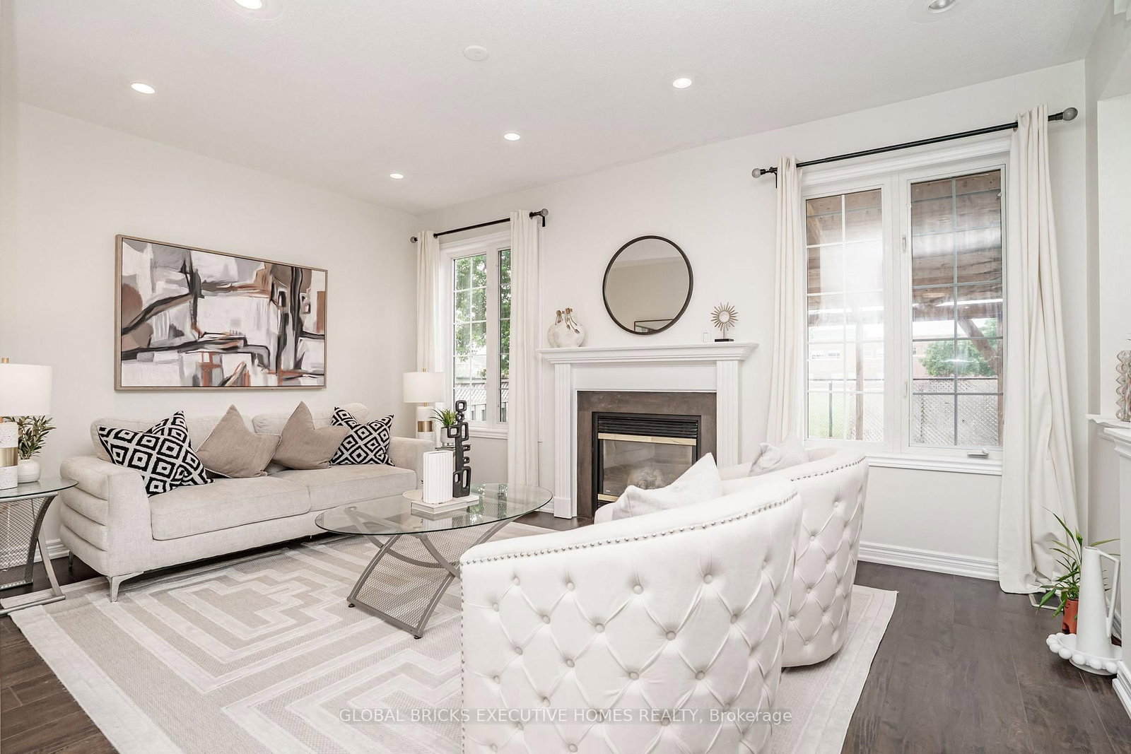 3435 Artesian Drive • Mississauga, ON photo 13