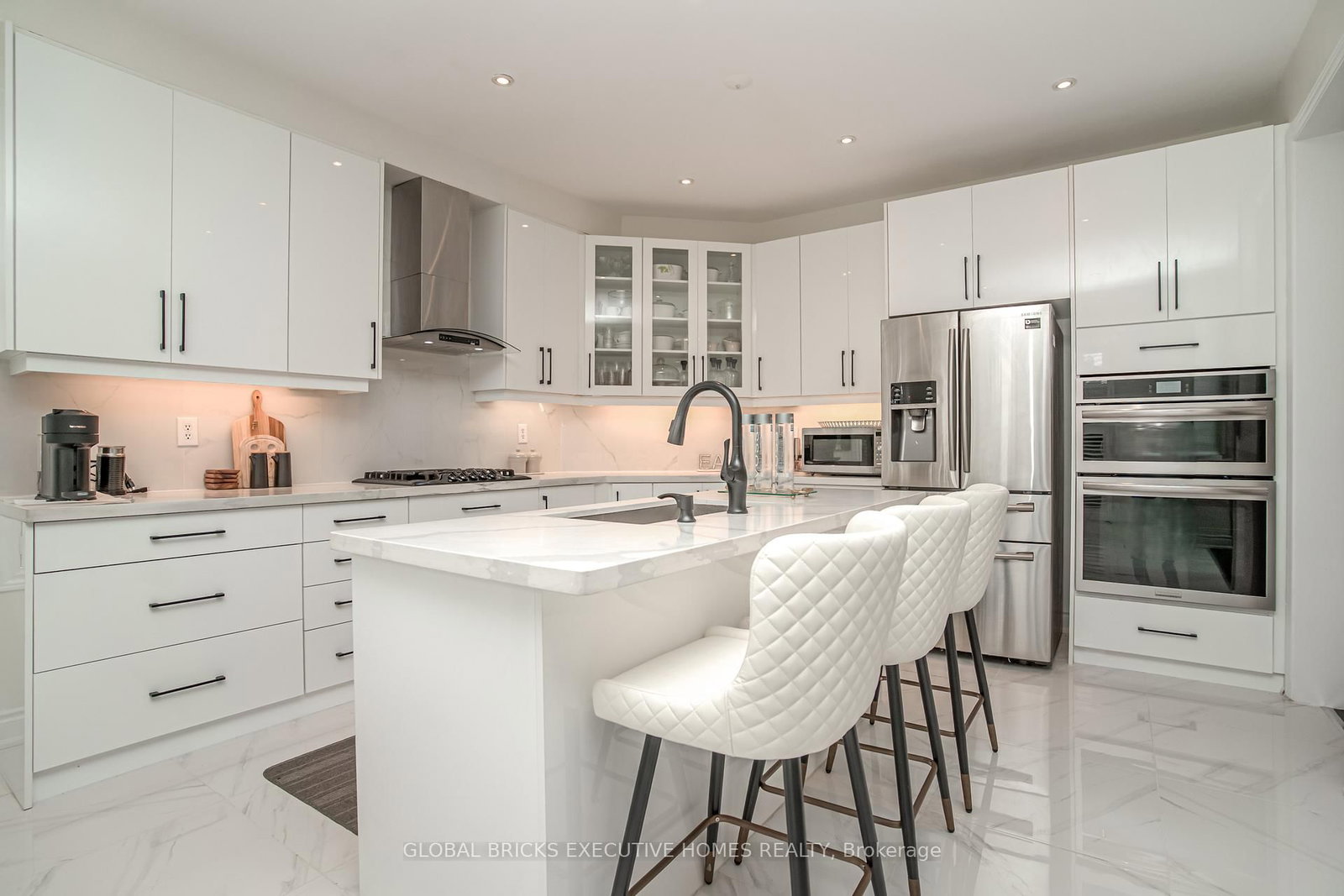 3435 Artesian Drive • Mississauga, ON photo 19