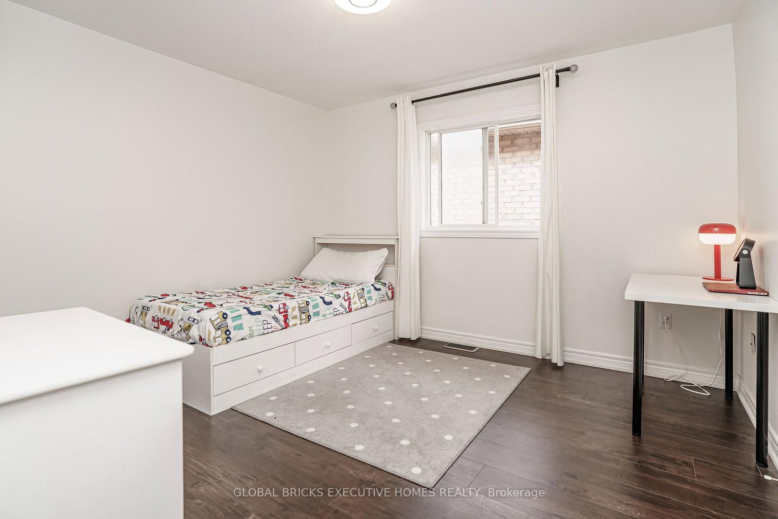 3435 Artesian Drive • Mississauga, ON photo 27