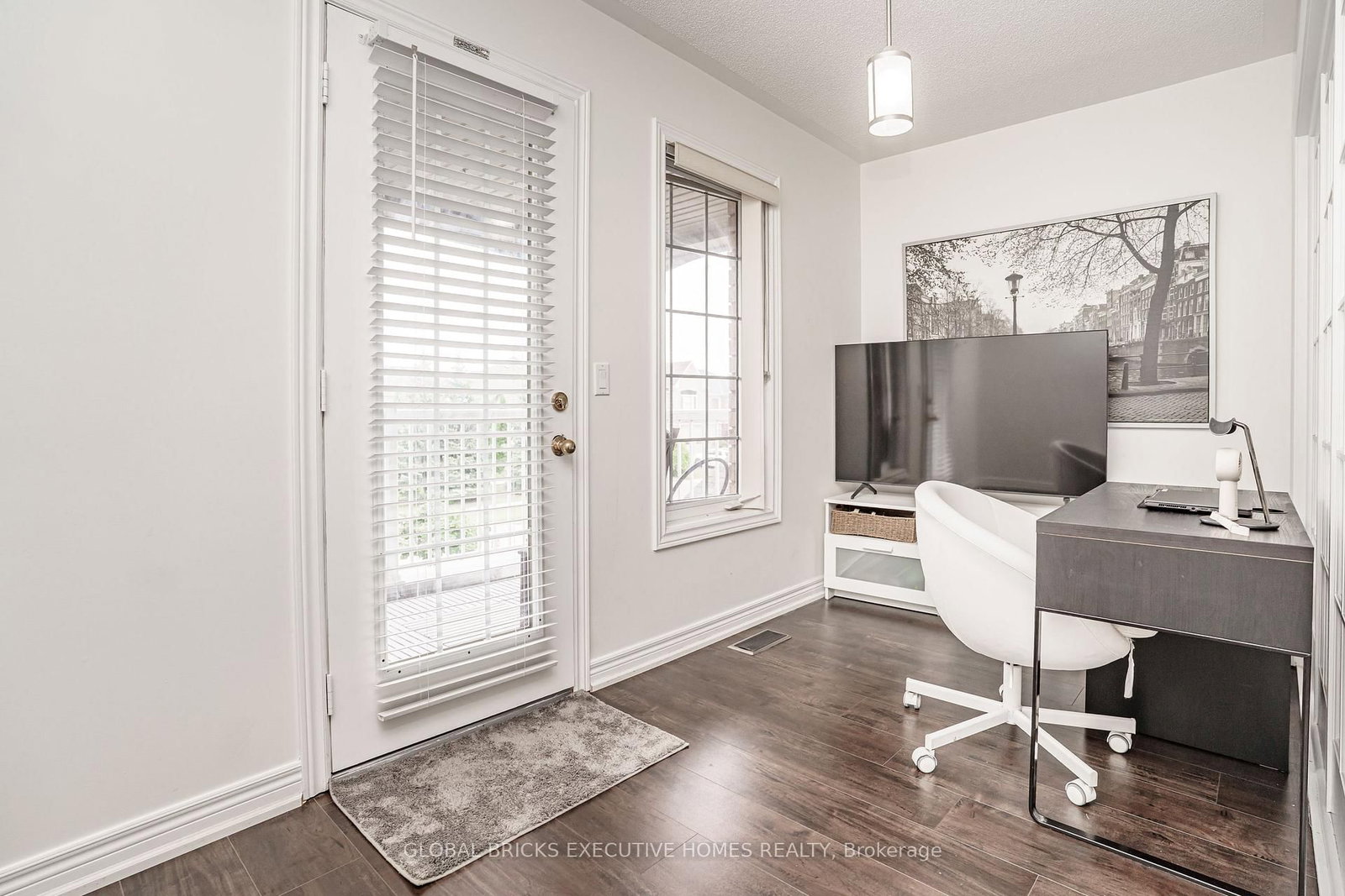 3435 Artesian Drive • Mississauga, ON photo 36