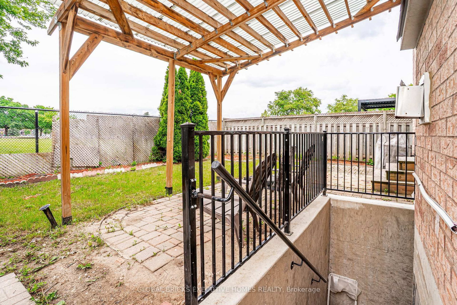 3435 Artesian Drive • Mississauga, ON photo 47