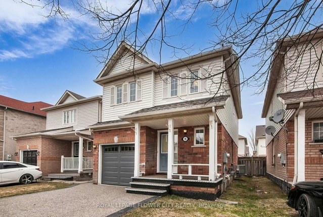 15 Ridgemore Crescent