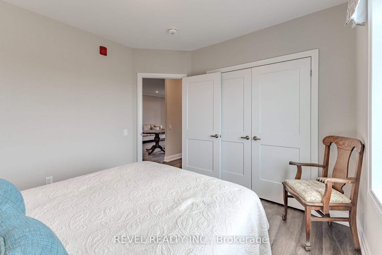 830 Megson Terrace • #605 • Milton, ON photo 8