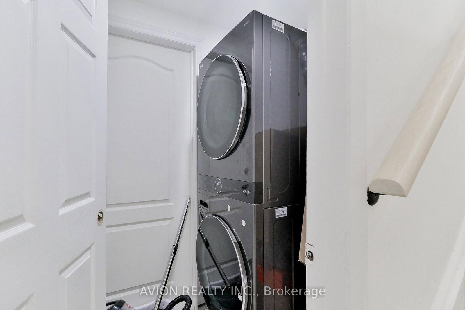 128 Rutherford Brampton,ON L6V 2J5 — Photo 23