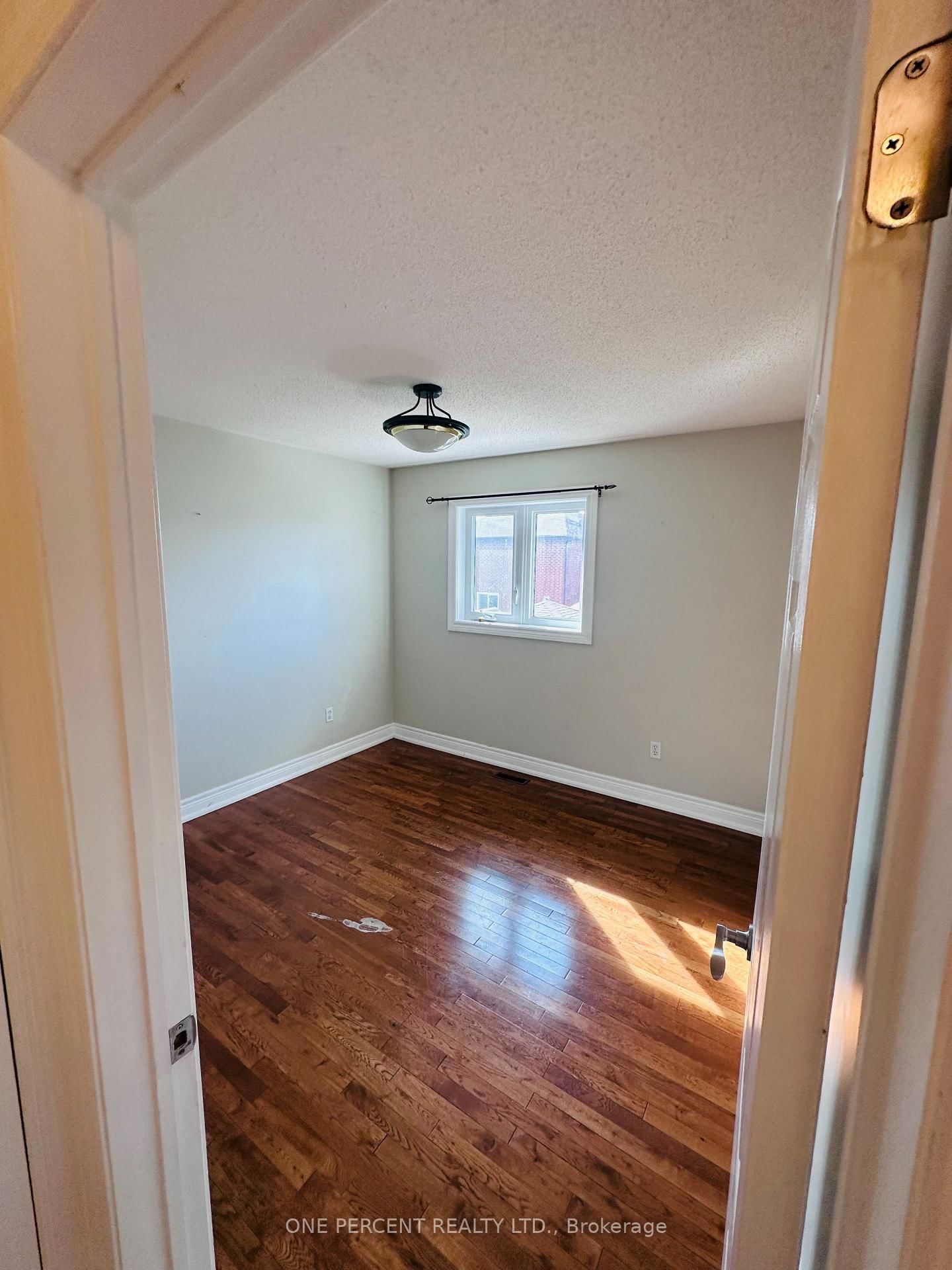 15 Beaverhall Brampton,ON L6X 4L3 — Photo 19