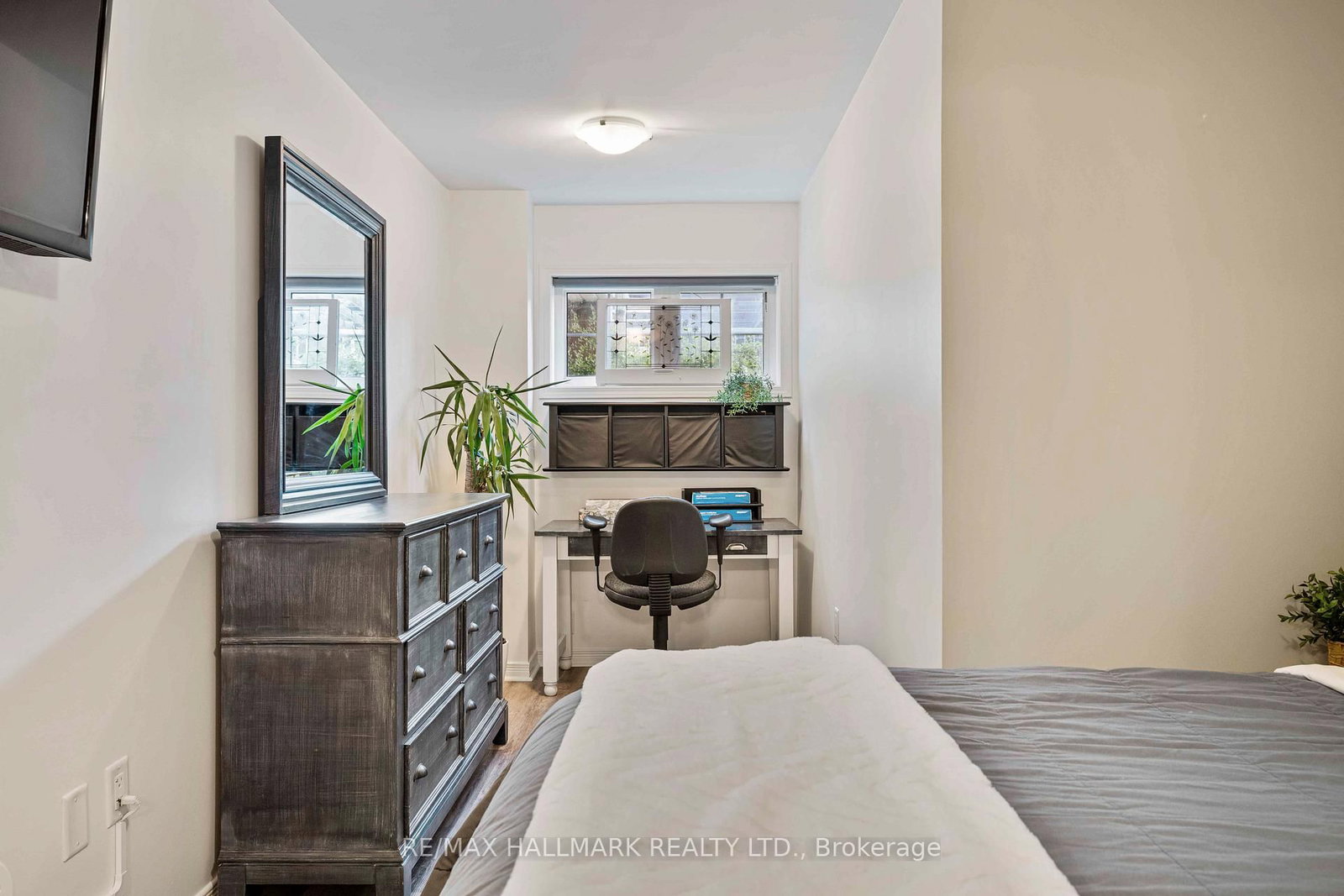 2441 Greenwich Drive • #107 • Oakville, ON photo 16